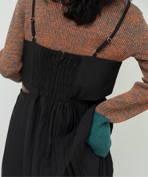 VACANCY(ヴァカンシー)の「ランダムプリーツコルセットライクワンピース(ワンピース・レディース・ブラック/その他・FREE)」の18枚目の写真