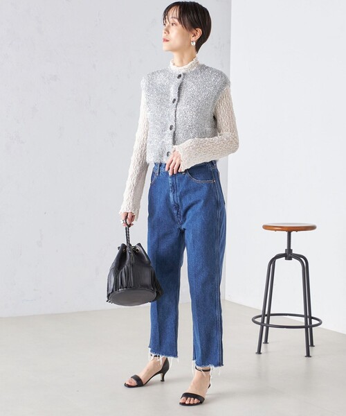 SHIPS（シップス）の「*〈手洗い可能〉グリッター ラメ フェザー ベスト 24SS ◇（ベスト・レディース・ブラック/シルバー・ONE SIZE）」の4枚目の写真