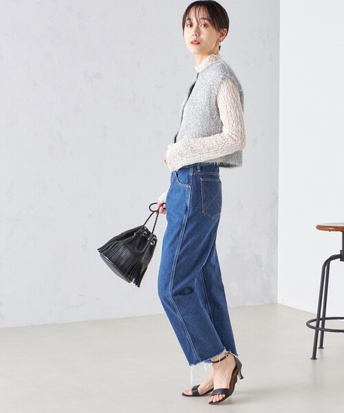 SHIPS（シップス）の「*〈手洗い可能〉グリッター ラメ フェザー ベスト 24SS ◇（ベスト・レディース・ブラック/シルバー・ONE SIZE）」の5枚目の写真