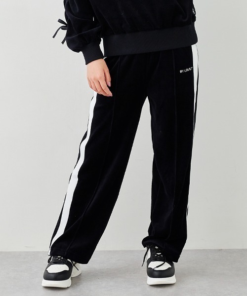 by LOVEiT(バイラビット)の「ベロアトラックフレアパンツ(その他パンツ・キッズ・ブラック/ブルー/グリーン・120cm/130cm/140cm/150cm/160cm)」の9枚目の写真