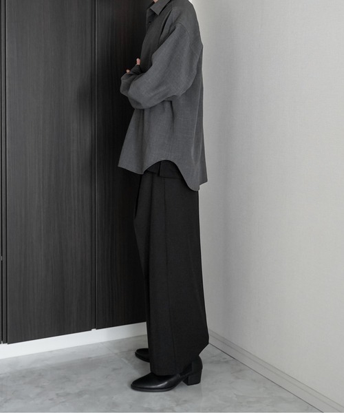 KUUUPY（クーピー）の「Long Sleeve Loose Basic Regular Collar Shirts - 長袖ルーズベーシックレギュラーカラーシャツ（シャツ/ブラウス・メンズ・アイボリー/チャコールグレー/ブラック・SMALL/LARGE/MEDIUM）」の16枚目の写真