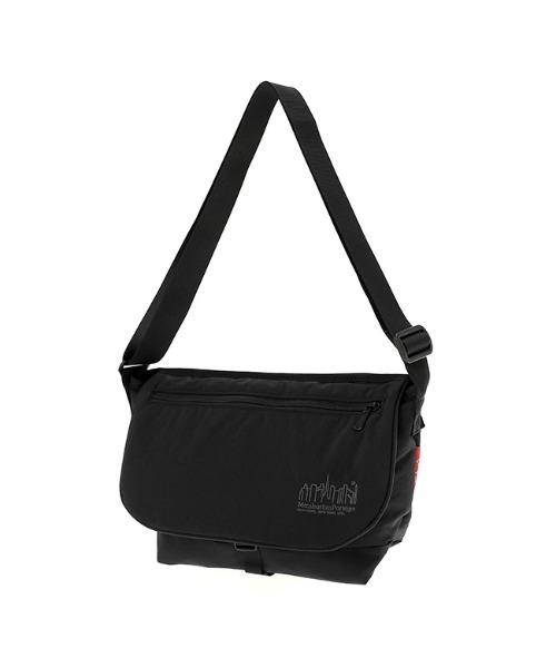 Manhattan Portage（マンハッタンポーテージ）の「Nylon Messenger Slim Flap Zipper Pocket Padded Nylon Taffeta（メッセンジャーバッグ・メンズ・ブラック/オリーブ・SMALL）」の9枚目の写真