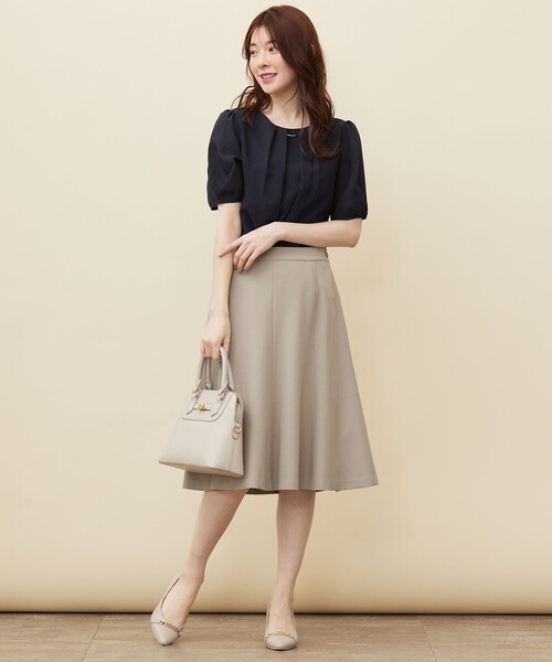 ANY SIS（エニィスィス）の「【吸水速乾・UVケア・接触冷感】コンフォートジャージー ブラウス（Tシャツ/カットソー・レディース・ホワイト系/ネイビー系/ライトグレー系/スカイブルー系・2）」の18枚目の写真