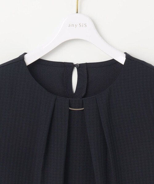 ANY SIS（エニィスィス）の「【吸水速乾・UVケア・接触冷感】コンフォートジャージー ブラウス（Tシャツ/カットソー・レディース・ホワイト系/ネイビー系/ライトグレー系/スカイブルー系・2）」の7枚目の写真