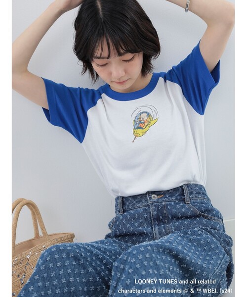 Ray BEAMS(レイビームス)の「LOONEY TUNES / ショートスリーブ Tシャツ(Tシャツ/カットソー・レディース・ブラック/レッド/ブルー・ONE SIZE)」の18枚目の写真