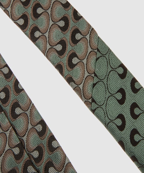 DRIES VAN NOTEN（ドリスヴァンノッテン）の「TIE 100 Q.8904 M.W.TIE
