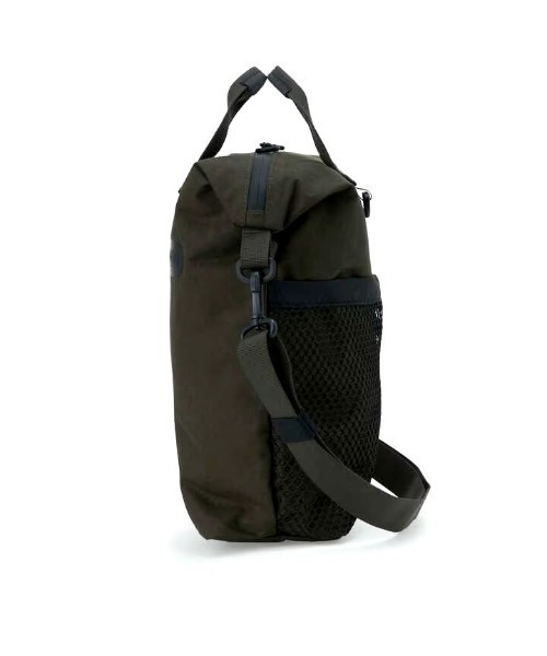 and wander（アンドワンダー）の「and wander/アンドワンダー  PE/CO 2way bag  5744975220（ショルダーバッグ・メンズ・グレー/カーキ/ブラック・FREE/F）」の8枚目の写真