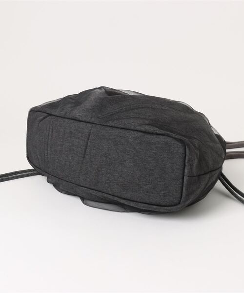 reca（レカ）の「チュール巾着バッグ（ハンドバッグ・レディース・ホワイト/チャコール/ブルー・ONE SIZE）」の5枚目の写真