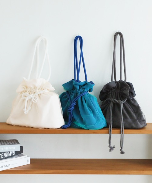 reca（レカ）の「チュール巾着バッグ（ハンドバッグ・レディース・ホワイト/チャコール/ブルー・ONE SIZE）」の10枚目の写真