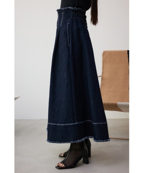 AZUL by moussy（アズールバイマウジー）の「ジップアップフリンジデニムスカート（デニムスカート・レディース・ワンウォッシュ/ライトブラック・SMALL/MEDIUM）」の3枚目の写真