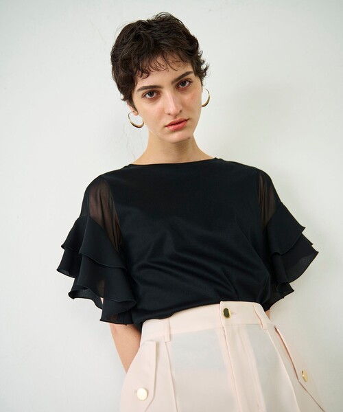 GRACE CONTINENTAL（グレースコンチネンタル）の「シアーフレアスリーブトップ（Tシャツ/カットソー・レディース・ブラック/ホワイト・36）」の11枚目の写真