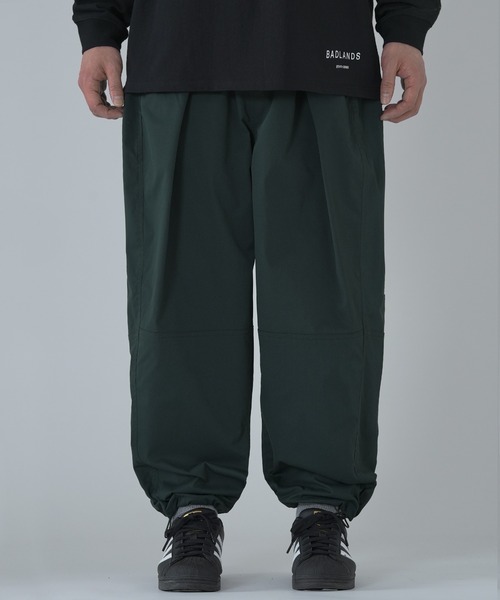 improves（インプローブス）の「ナチュラルストレッチ ワイド チノパンツ（チノパンツ・メンズ・ブラウン/カーキ/グレイッシュベージュ/ブルー/グリーン/ブラック/ホワイト・MEDIUM/X-LARGE/LARGE）」の17枚目の写真