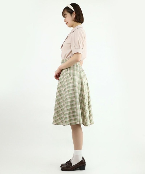 F i.n.t(フィント)の「ネクタイ付きカラーシャツ/fint(シャツ/ブラウス・レディース・ブルー/ピンクベージュ/オフホワイト・FREE)」の17枚目の写真