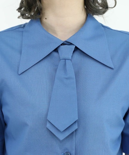 F i.n.t(フィント)の「ネクタイ付きカラーシャツ/fint(シャツ/ブラウス・レディース・ブルー/ピンクベージュ/オフホワイト・FREE)」の19枚目の写真