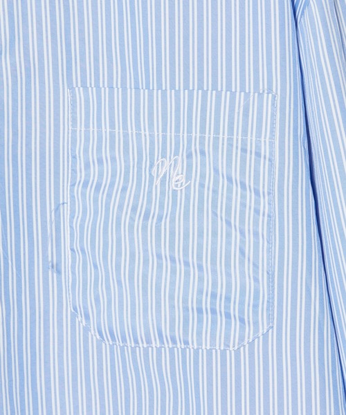 ROOPTOKYO(ループトウキョウ)の「ワンポイント ロゴ刺繍 ボタンダウンストライプシャツ ユニセックス オーバーサイズ ベーシック(シャツ/ブラウス・レディース・ブルー・FREE)」の3枚目の写真