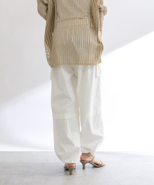 RIVE DROITE（リヴドロワ）の「【シーズンムードを高める】ベルテッドカーゴワイドパンツ（カーゴパンツ・レディース・オフホワイト/ベージュ・36/38）」の17枚目の写真