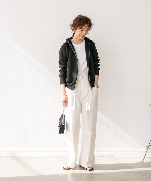 RIVE DROITE（リヴドロワ）の「【シーズンムードを高める】ベルテッドカーゴワイドパンツ（カーゴパンツ・レディース・オフホワイト/ベージュ・36/38）」の16枚目の写真