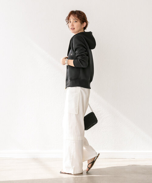 RIVE DROITE（リヴドロワ）の「【シーズンムードを高める】ベルテッドカーゴワイドパンツ（カーゴパンツ・レディース・オフホワイト/ベージュ・36/38）」の15枚目の写真