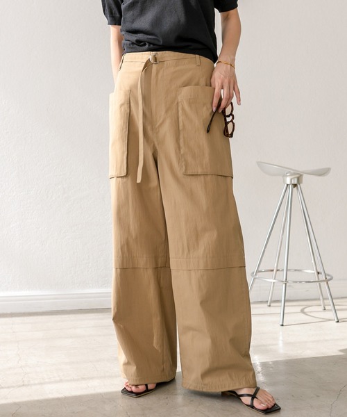 RIVE DROITE（リヴドロワ）の「【シーズンムードを高める】ベルテッドカーゴワイドパンツ（カーゴパンツ・レディース・オフホワイト/ベージュ・36/38）」の2枚目の写真