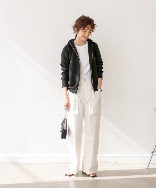 RIVE DROITE（リヴドロワ）の「【シーズンムードを高める】ベルテッドカーゴワイドパンツ（カーゴパンツ・レディース・オフホワイト/ベージュ・36/38）」の9枚目の写真