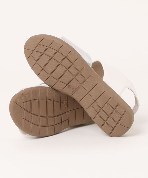 JELLY BEANS(ジェリービーンズ)の「ダブルベルトモールドソールフラットサンダル(211-30306)JELLY BEANS(ジェリービーンズ)(サンダル・レディース・ダークブラウン/ホワイト/ブラック・L/S/M)」の5枚目の写真