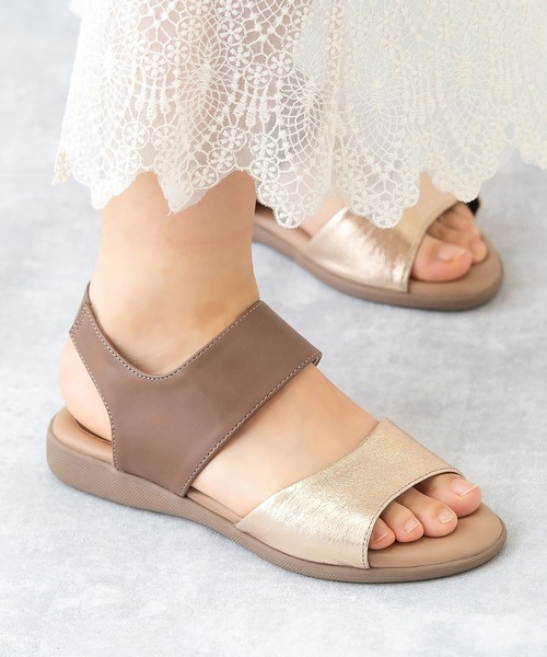 JELLY BEANS(ジェリービーンズ)の「ダブルベルトモールドソールフラットサンダル(211-30306)JELLY BEANS(ジェリービーンズ)(サンダル・レディース・ダークブラウン/ホワイト/ブラック・L/S/M)」の7枚目の写真