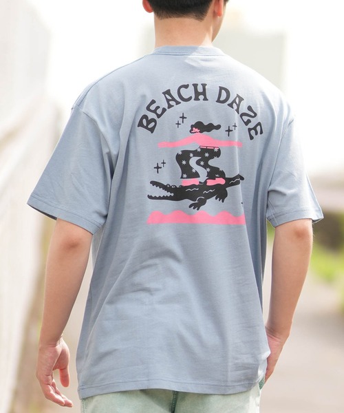 ムラサキスポーツ(ムラサキスポーツ)の「【ムラサキスポーツ限定】DEAR LAUREL/ディアローレル 半袖Tシャツ バックプリント Toyameg D24S2120(Tシャツ/カットソー・メンズ・ホワイト/ライトブルー・M/L)」の2枚目の写真