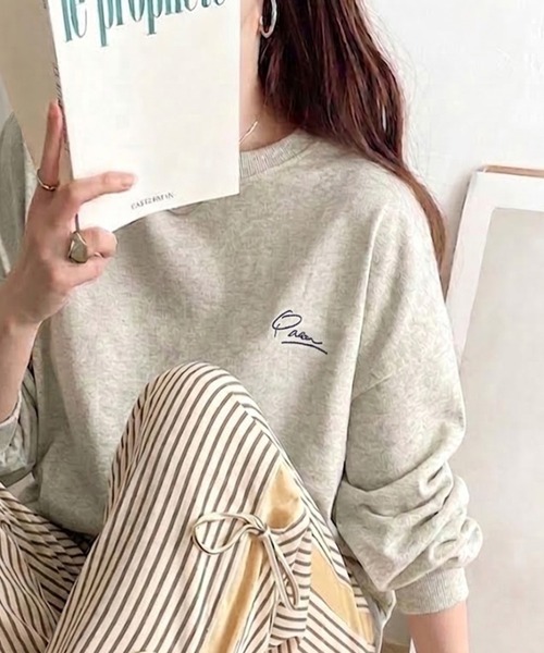 classicalelf（クラシカルエルフ）の「シンプルカジュアルを格上げ。綿100%ワンポイント胸刺繍シンプル オーバーサイズ ロンTee（Tシャツ/カットソー・レディース・ピンクベージュ/ブラック/オートミール/オフホワイト/グレイッシュベージュ・X-LARGE/LARGE/MEDIUM/SMALL）」の20枚目の写真