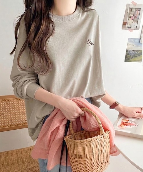 classicalelf（クラシカルエルフ）の「シンプルカジュアルを格上げ。綿100%ワンポイント胸刺繍シンプル オーバーサイズ ロンTee（Tシャツ/カットソー・レディース・ピンクベージュ/ブラック/オートミール/オフホワイト/グレイッシュベージュ・X-LARGE/LARGE/MEDIUM/SMALL）」の21枚目の写真