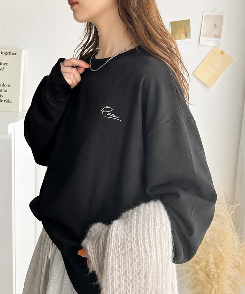 classicalelf(クラシカルエルフ)の「シンプルカジュアルを格上げ。綿100%ワンポイント胸刺繍シンプル オーバーサイズ ロンTee(Tシャツ/カットソー・レディース・ピンクベージュ/ブラック/オートミール/オフホワイト/グレイッシュベージュ・X-LARGE/LARGE/MEDIUM/SMALL)」の21枚目の写真