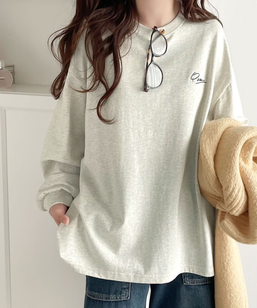 classicalelf（クラシカルエルフ）の「シンプルカジュアルを格上げ。綿100%ワンポイント胸刺繍シンプル オーバーサイズ ロンTee（Tシャツ/カットソー・レディース・ピンクベージュ/ブラック/オートミール/オフホワイト/グレイッシュベージュ・X-LARGE/LARGE/MEDIUM/SMALL）」の18枚目の写真