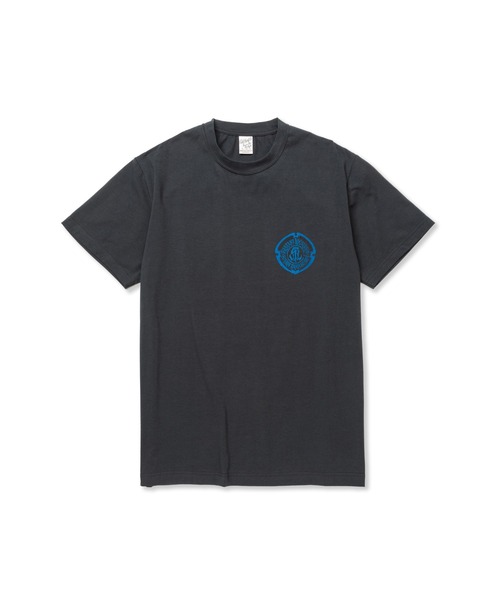 CALEE（キャリー）の「STRETCH EMBLEM LOGO TEE ＜NATURALLY PAINT DESIGN＞（Tシャツ/カットソー・メンズ・ブラック/チャコールグレー/ホワイト/グレー・LARGE/X-LARGE/SMALL/XX-LARGE）」の4枚目の写真