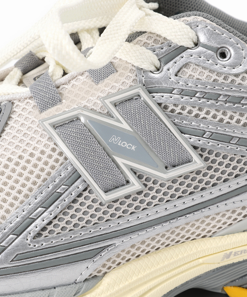 U by SPICK&SPAN(ユーバイスピックアンドスパン)の「【NEW BALANCE / ニューバランス】 1906R(スニーカー・レディース・ライトグレー・23cm/23.5cm/24cm)」の8枚目の写真
