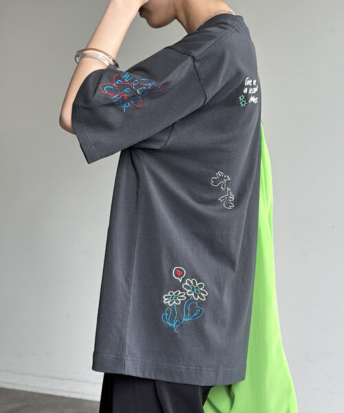 CPCM(シーピーシーエム)の「落書き刺繍T2(Tシャツ/カットソー・レディース・チャコールグレー/ホワイト/オレンジ/グレー・MEDIUM/LARGE)」の12枚目の写真
