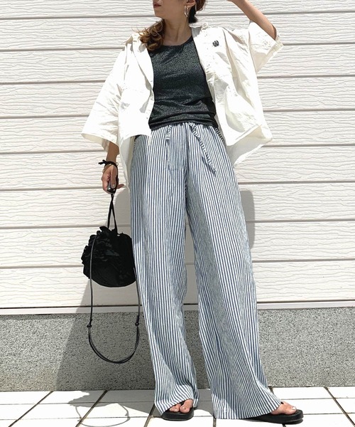 Q(キュー)の「ストライプリラックスパンツ(その他パンツ・レディース・ブルー系/ブラック系・MEDIUM)」の9枚目の写真