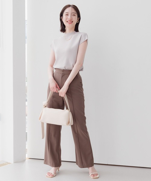 Andemiu（アンデミュウ）の「【LサイズWEB限定】ピンタックフレアパンツ136047（スラックス・レディース・ベージュ/オレンジ/ブラウン/ブラック・SMALL/MEDIUM/LARGE）」の5枚目の写真