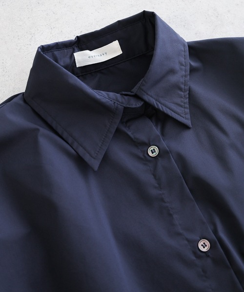 evernavy（エバーネイビー）の「イージーケアオーバーサイズドロップ長袖シャツ（シャツ/ブラウス・レディース・ブラック/ホワイト/ネイビー/サックスブルー/ライトブルー・M/L）」の7枚目の写真