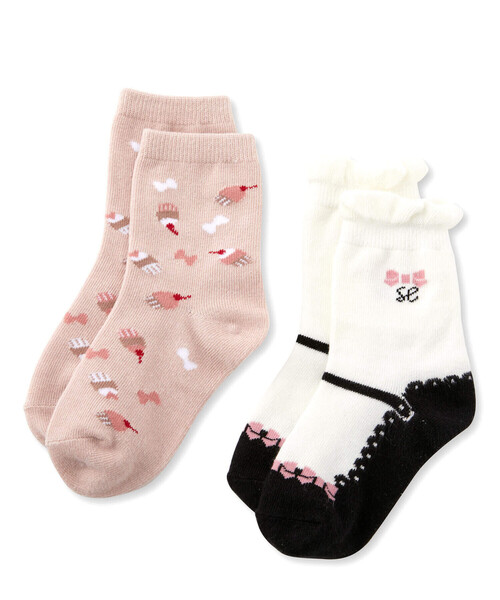 SLAP SLIP(スラップスリップ)の「ストラップシューズデザイン+リボンケーキフルーツ総柄ソックス2点セット(13~21cm)(ソックス/靴下・キッズ・レッド/ブラック・SS/S/M)」の2枚目の写真