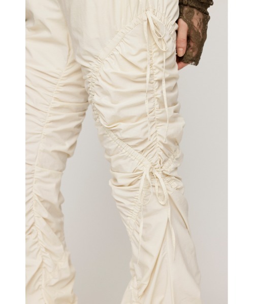 SLY(スライ)の「RIBBON GATHER FLARE PT リボン ギャザー フレア パンツ(スラックス・レディース・レッド/オフホワイト/ブラック・1/2)」の12枚目の写真