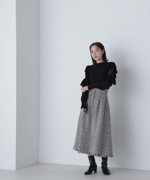 NATURAL BEAUTY BASIC（ナチュラルビューティーベーシック）の「◇アゼフリルショルダーニット（ニット/セーター・レディース・ブラック/オフホワイト/ブルー/ピンク・FREE）」の6枚目の写真