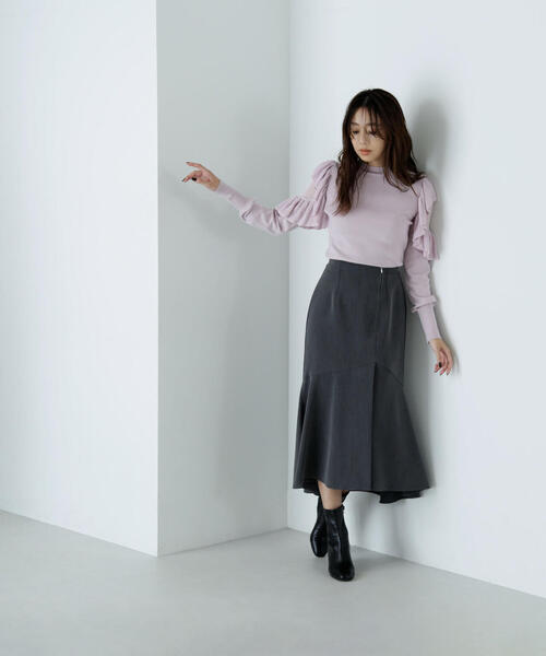 NATURAL BEAUTY BASIC（ナチュラルビューティーベーシック）の「◇アゼフリルショルダーニット（ニット/セーター・レディース・ブラック/オフホワイト/ブルー/ピンク・FREE）」の20枚目の写真