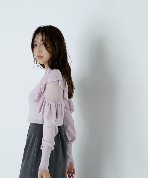 NATURAL BEAUTY BASIC（ナチュラルビューティーベーシック）の「◇アゼフリルショルダーニット（ニット/セーター・レディース・ブラック/オフホワイト/ブルー/ピンク・FREE）」の21枚目の写真