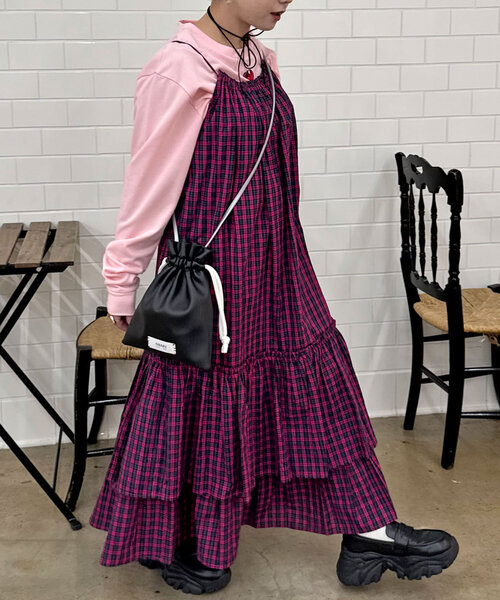 CIAOPANIC（チャオパニック）の「チェックギャザーキャミワンピース（ワンピース・レディース・ネイビー/グリーン/レッド/イエロー/インディゴブルー/ブルー系その他/ダークグリーン/ローズ/ピンク/ブルー・SMALL/MEDIUM）」の8枚目の写真