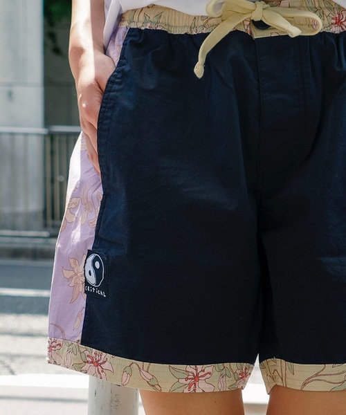 TCSS（ティーシーエスエス）の「BOARD SHORTS/クリティカルスライド(ティーシーエスエス)サイドラインデザインスイムボードショートパンツ【水着】（水着・メンズ・ブラック・30inch/32inch/34inch）」の7枚目の写真