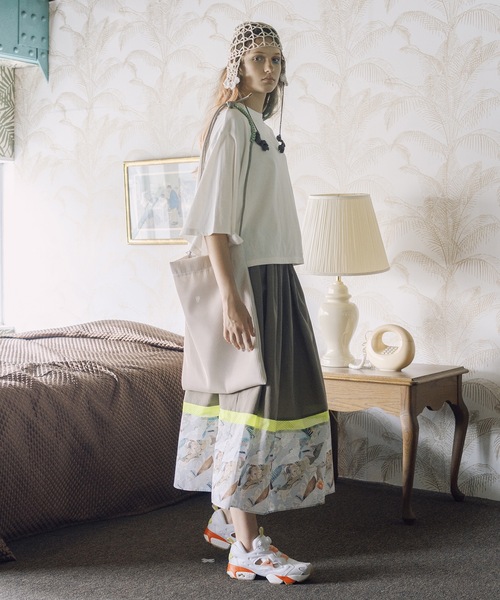 bedsidedrama（ベットサイドドラマ）の「Trance Tote Bag（トートバッグ・レディース・ブラック/ブルーグリーン/ホワイト・1）」の4枚目の写真