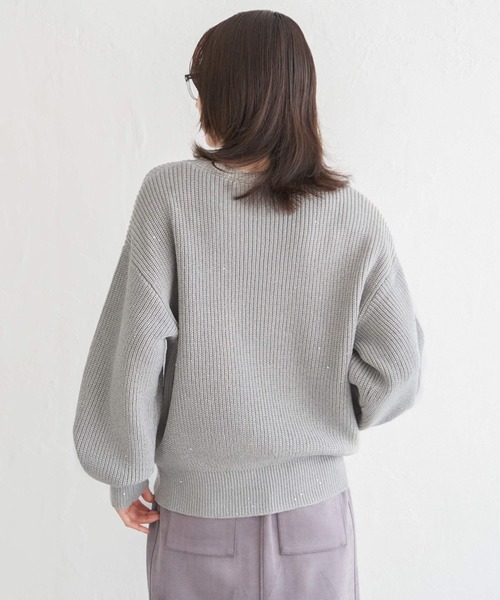 ikka(イッカ)の「ラメスパンコールニットプルオーバー(ニット/セーター・レディース・ブラウン/グレー/ネイビー・M/L/S)」の14枚目の写真