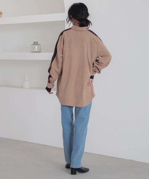 n'OrLABEL(ノアールレーベル)の「コーデュロイトラックシャツ(シャツ/ブラウス・レディース・チャコール/ベージュ・1/2)」の13枚目の写真