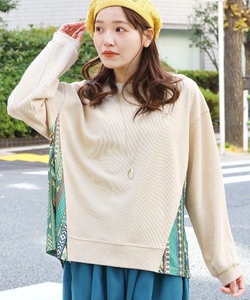 チチカカ(チチカカ)の「ファブリックプリントコンビプルオーバー(Tシャツ/カットソー・レディース・チャコールグレー/ブルー/ベージュ・FREE)」の7枚目の写真