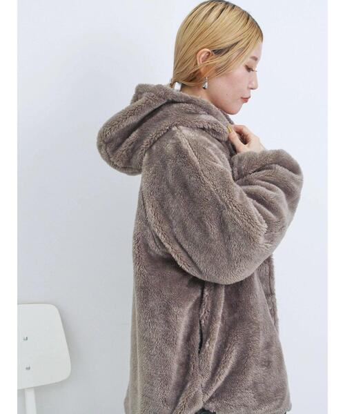 Samansa Mos2 blue（サマンサモスモスブルー）の「【撥水】リバーシブルファーマウンテンパーカー（その他アウター・レディース・キナリ/カーキ/チャコールグレー・F）」の15枚目の写真