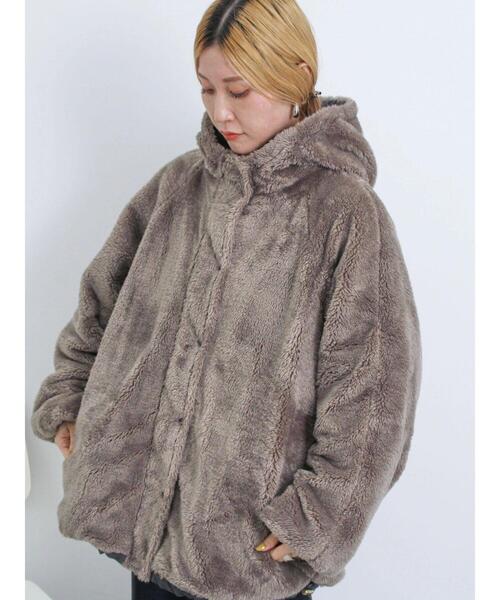 Samansa Mos2 blue（サマンサモスモスブルー）の「【撥水】リバーシブルファーマウンテンパーカー（その他アウター・レディース・キナリ/カーキ/チャコールグレー・F）」の19枚目の写真